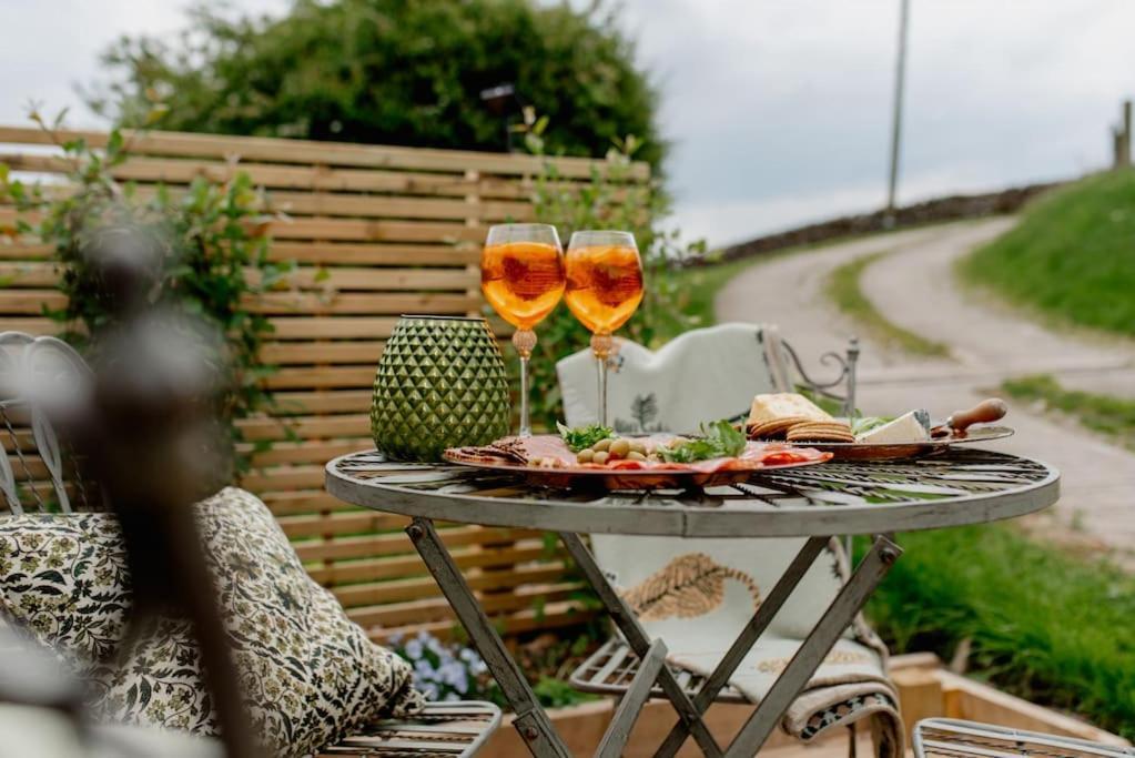Luxurious 2 Bedroom Holiday Cottage Embsay エクステリア 写真